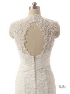 Robe de mariée princesse ornée de détails délicats