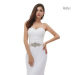 Robe blanche princesse pour mariée petite
