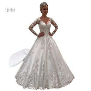 Robe de mariée princesse sans traîne élégante et raffinée