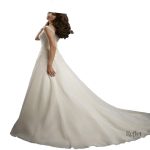 Robe de mariée satinée avec finition majestueuse