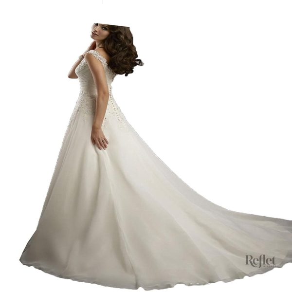 Robe de mariée satinée avec finition majestueuse