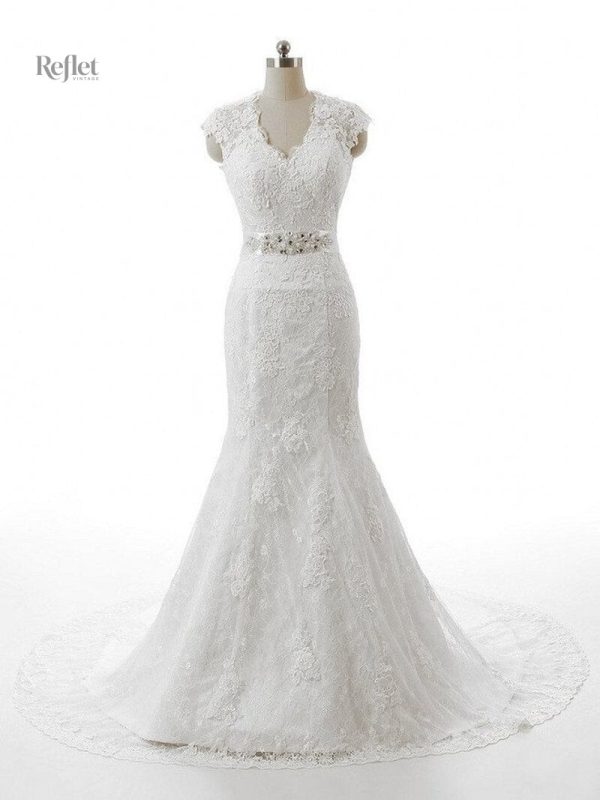 Robe de mariage élégante avec jupe ample