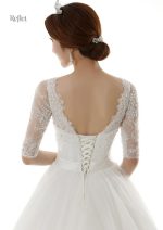 Robe de mariage classique avec bustier sculpté