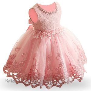 Robe princesse fille avec des détails enchanteurs