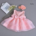 Tenue rétro pour bébé