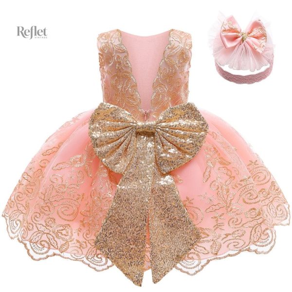 Robe de bal bébé avec détails délicats