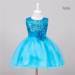 Robe de fête pour fille bébé avec détails raffinés