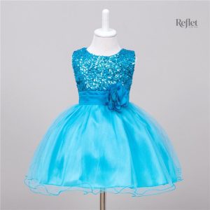 Robe de fête pour fille bébé avec détails raffinés