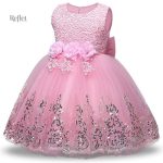 Robe de Noël pour bébé en design rétro