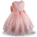 Robe de bébé vintage pour Noël