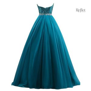 Robe bleue scintillante idéale pour les petites princesses