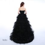 Robe courte idéale pour occasions spéciales, style romantique