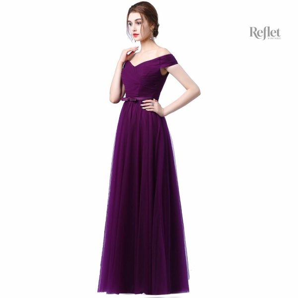 Robe de soirée longue à la coupe sophistiquée