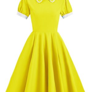 Robe rétro années 70, motif floral vibrant