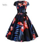 Robe fleuri pour événements rétro