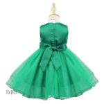 Robe de princesse à porter avec des accessoires
