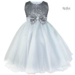 Robe enfant cérémonie avec motifs délicats
