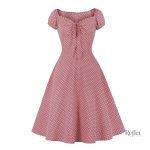 Mode estivale années 20, robe chic et légère