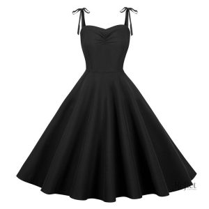 Look rétro avec la robe évasée inspirée des années 30