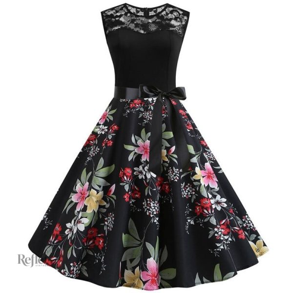 Robe à fleurs évasée pour un look rétro