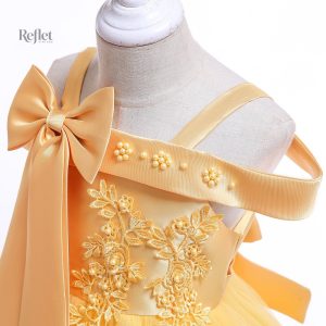 Jolie robe de princesse pour mariage, élégante et raffinée