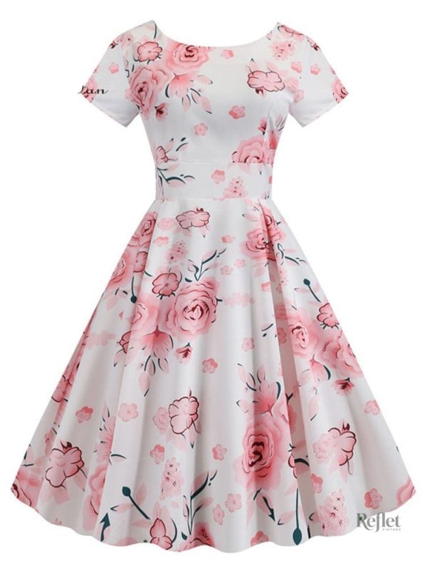 Robe vintage avec motifs floraux des années 60