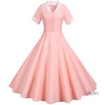 Robe classique jaune pour un look vintage