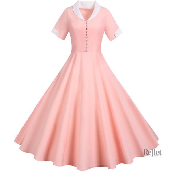 Robe classique jaune pour un look vintage