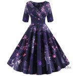 Robe année 70 avec des couleurs vives et motifs uniques