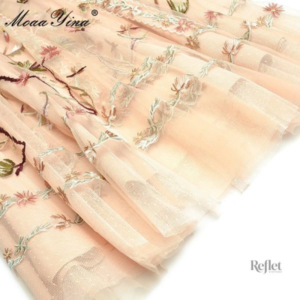 Robe d'été élégante, look années 70