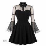 Robe noire intemporelle au design vintage