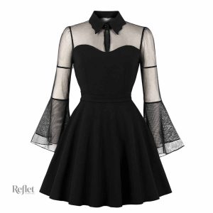 Robe noire intemporelle au design vintage