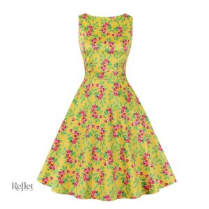 Robe noire cintrée années 50, style féminin et chic