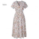 Robe décolletée noire, silhouette années 40