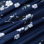 Robe rétro à motifs floraux années 40