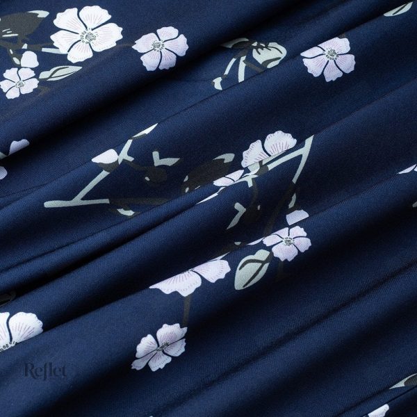 Robe rétro à motifs floraux années 40