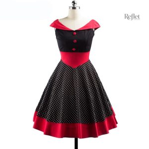 Robe classique années 50 avec motifs rétro