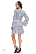 Robe année 70, silhouette flatteuse et audacieuse