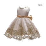 Robe délicate pour occasion spéciale, thème princesse