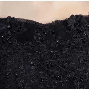 Robe élégante noire pour femme, design princesse
