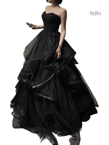 Robe femme noire, look princesse intemporel