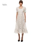 Robe classique années 30, design féminin et sophistiqué