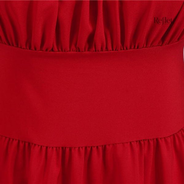 Robe rouge à franges, touche années 20 chic