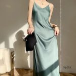 Robe vintage satinée style années 20