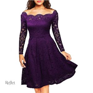 Robe rétro années 30 en silhouette féminine