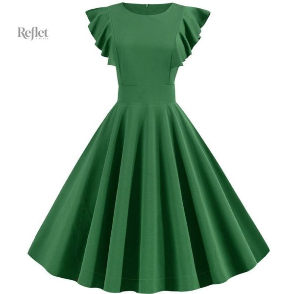 Robe blanche au design nostalgique