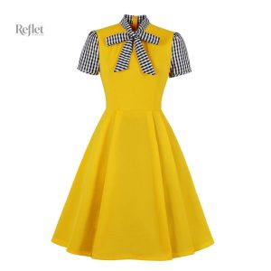 Robe élégante année 50 à motifs