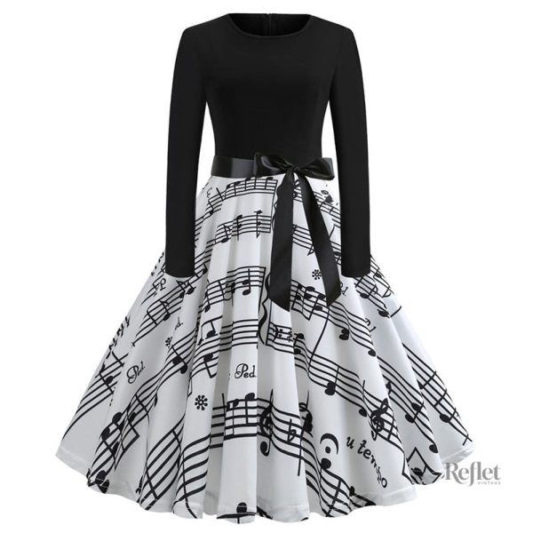 Robe élégante aux motifs rétro