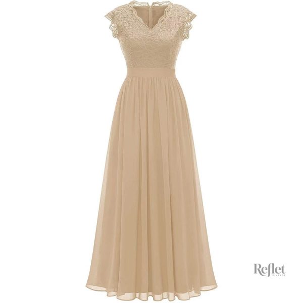 Robe femme avec jupe ample et détails délicats