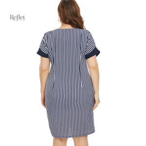 Robe silhouette évasée années 70, parfaite pour un look vintage